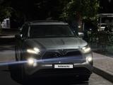 Toyota Highlander 2024 года за 27 500 000 тг. в Шымкент