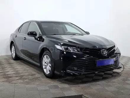Toyota Camry 2019 года за 8 990 000 тг. в Астана – фото 3