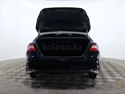 Toyota Camry 2019 года за 8 990 000 тг. в Астана – фото 9