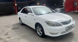 Toyota Camry 2005 года за 4 400 000 тг. в Алматы – фото 2