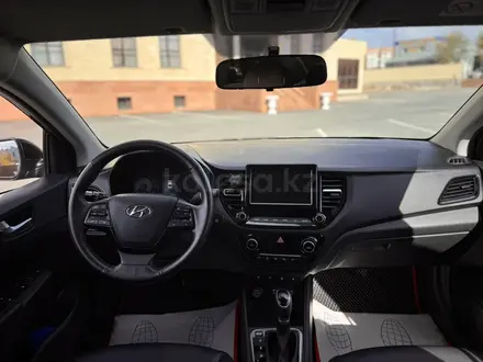 Hyundai Accent 2021 года за 7 400 000 тг. в Караганда – фото 2