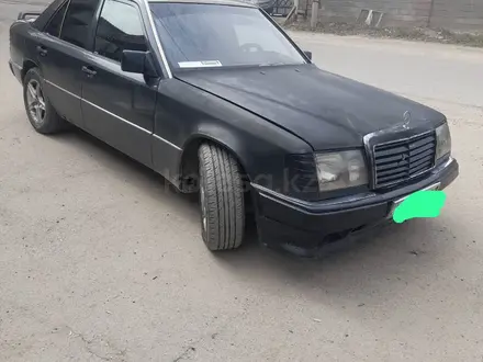 Mercedes-Benz E 230 1992 года за 900 000 тг. в Алматы – фото 5