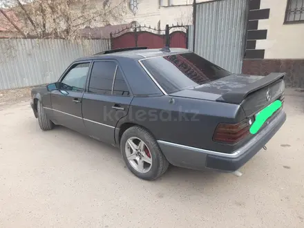 Mercedes-Benz E 230 1992 года за 900 000 тг. в Алматы – фото 6