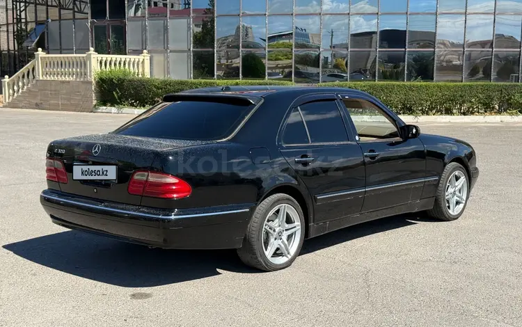 Mercedes-Benz E 320 2001 года за 3 800 000 тг. в Актау