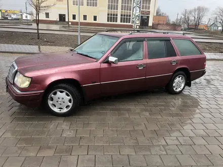 Mercedes-Benz E 200 1991 года за 2 000 000 тг. в Караганда – фото 4