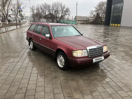 Mercedes-Benz E 200 1991 года за 2 000 000 тг. в Караганда – фото 5