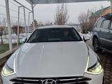 Hyundai Sonata 2021 годаfor12 700 000 тг. в Алматы