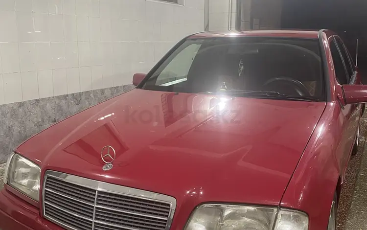 Mercedes-Benz C 180 1993 годаfor1 800 000 тг. в Караганда