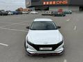 Hyundai Elantra 2022 годаүшін8 900 000 тг. в Караганда