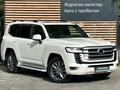 Toyota Land Cruiser Premium 2023 года за 55 990 000 тг. в Алматы – фото 5