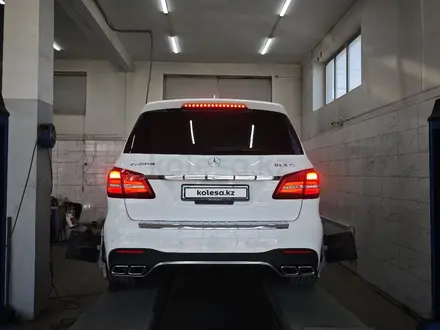 Mercedes-Benz GLS 63 AMG 2017 года за 28 000 000 тг. в Алматы – фото 9