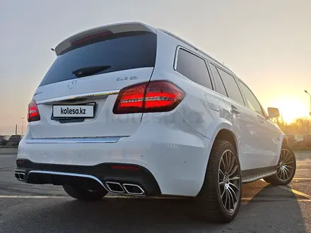 Mercedes-Benz GLS 63 AMG 2017 года за 28 000 000 тг. в Алматы – фото 24