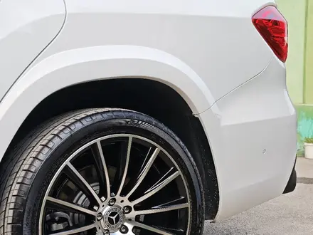Mercedes-Benz GLS 63 AMG 2017 года за 28 000 000 тг. в Алматы – фото 39