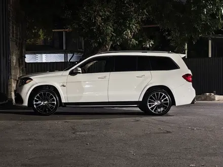 Mercedes-Benz GLS 63 AMG 2017 года за 28 000 000 тг. в Алматы – фото 67