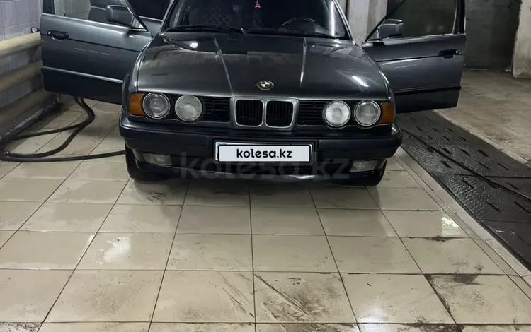 BMW 520 1989 года за 1 200 000 тг. в Караганда