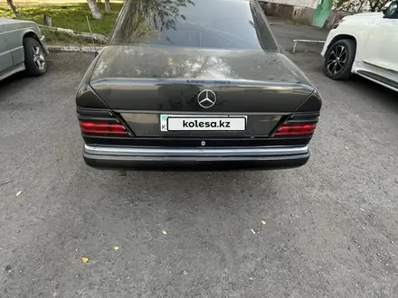 Mercedes-Benz E 230 1990 года за 1 300 000 тг. в Павлодар – фото 4