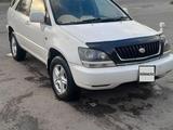 Toyota Harrier 2000 года за 3 600 000 тг. в Алматы
