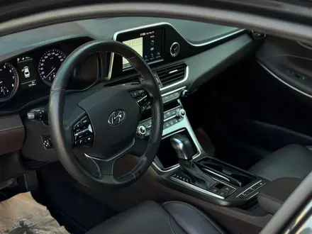 Hyundai Grandeur 2017 года за 11 900 000 тг. в Алматы – фото 16