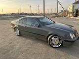 Mercedes-Benz CLK 320 2000 года за 5 200 000 тг. в Атырау