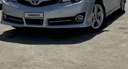 Toyota Camry 2013 года за 5 600 000 тг. в Уральск – фото 2