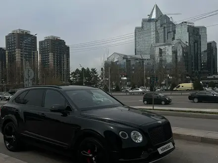 Bentley Bentayga 2019 годаүшін95 000 000 тг. в Алматы – фото 2