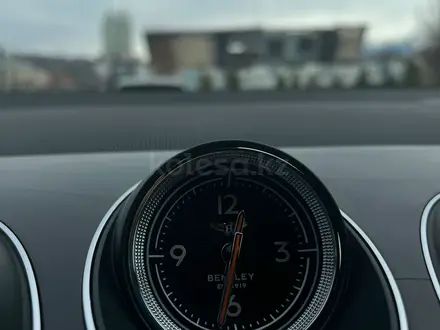 Bentley Bentayga 2019 года за 95 000 000 тг. в Алматы – фото 16