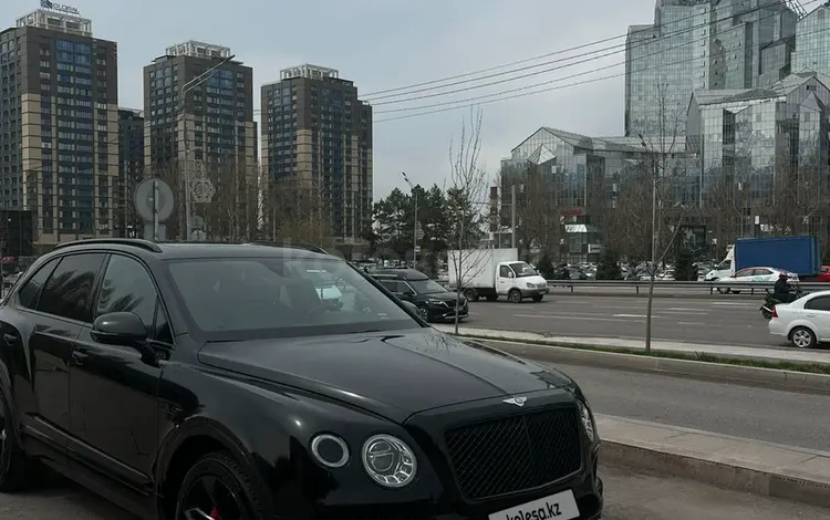Bentley Bentayga 2019 года за 95 000 000 тг. в Алматы