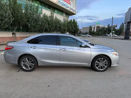 Toyota Camry 2015 года за 5 900 000 тг. в Актобе – фото 7