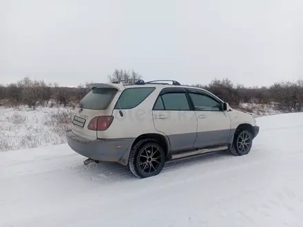 Lexus RX 300 1999 года за 3 500 000 тг. в Усть-Каменогорск – фото 2