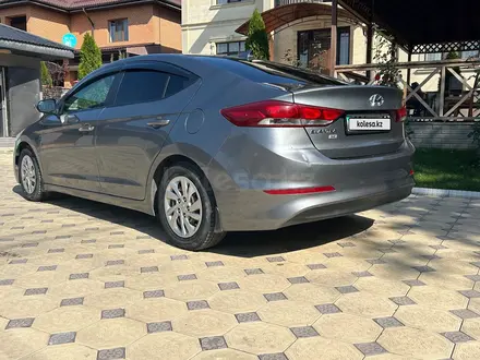 Hyundai Elantra 2017 года за 7 000 000 тг. в Алматы – фото 2