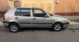 Volkswagen Golf 1995 года за 1 850 000 тг. в Шымкент – фото 4