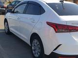 Hyundai Accent 2021 годаfor6 700 000 тг. в Уральск – фото 3