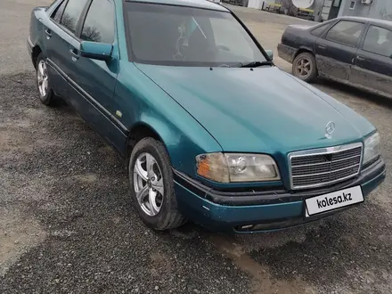 Mercedes-Benz C 200 1996 года за 2 100 000 тг. в Актобе