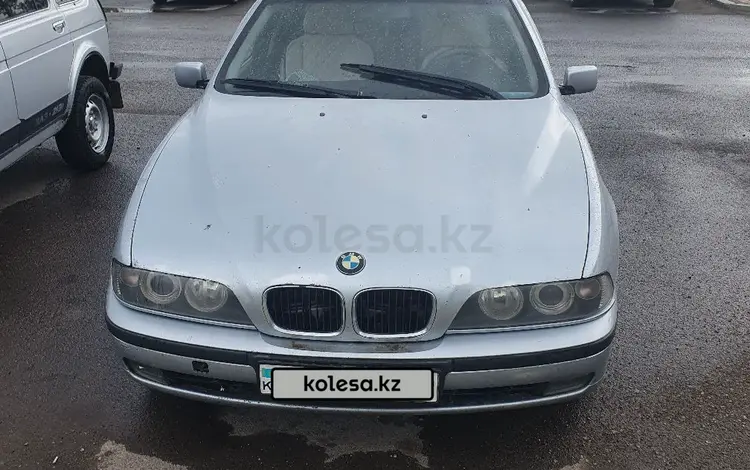 BMW 520 1996 года за 2 355 000 тг. в Караганда