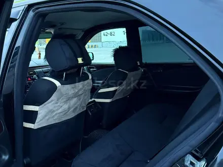 Mercedes-Benz E 240 1998 года за 2 650 000 тг. в Караганда – фото 12