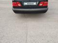 Mercedes-Benz E 240 1998 года за 2 650 000 тг. в Караганда – фото 5