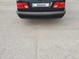 Mercedes-Benz E 240 1998 года за 2 650 000 тг. в Караганда – фото 5
