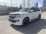 Toyota Land Cruiser 2020 года за 36 000 000 тг. в Астана