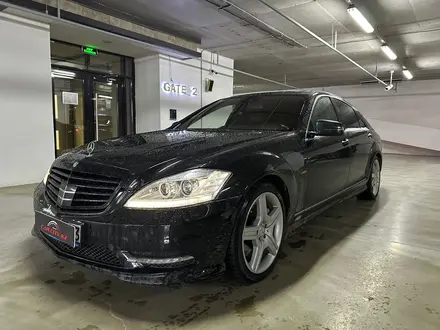 Mercedes-Benz S 500 2010 года за 10 950 000 тг. в Астана – фото 2