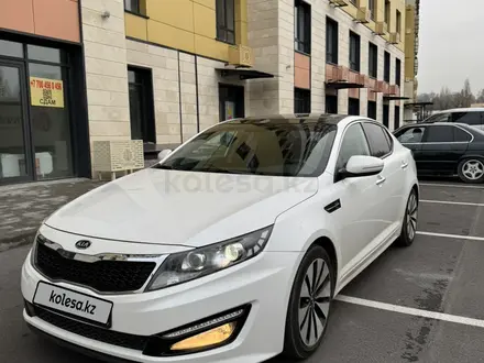 Kia K5 2011 года за 7 300 000 тг. в Алматы – фото 2