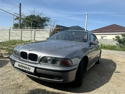 BMW 528 1998 года за 3 200 000 тг. в Тараз