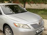 Toyota Camry 2006 года за 5 800 000 тг. в Атырау – фото 2