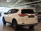 Toyota RAV4 2017 годаүшін12 390 000 тг. в Астана – фото 4
