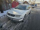 Volkswagen Passat 1998 годаfor1 600 000 тг. в Алматы