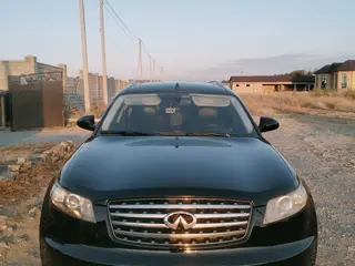 Infiniti FX35