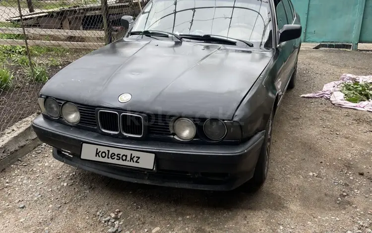 BMW 520 1991 годаүшін900 000 тг. в Есик