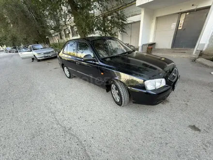 Hyundai Accent 2005 года за 1 600 000 тг. в Актобе – фото 4
