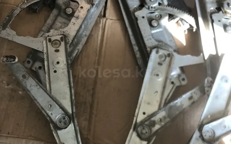Стеклоподьемник за 15 000 тг. в Алматы