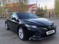 Toyota Camry 2018 года за 14 200 000 тг. в Астана – фото 4