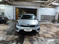 Kia Rio X-Line 2020 года за 8 000 000 тг. в Астана